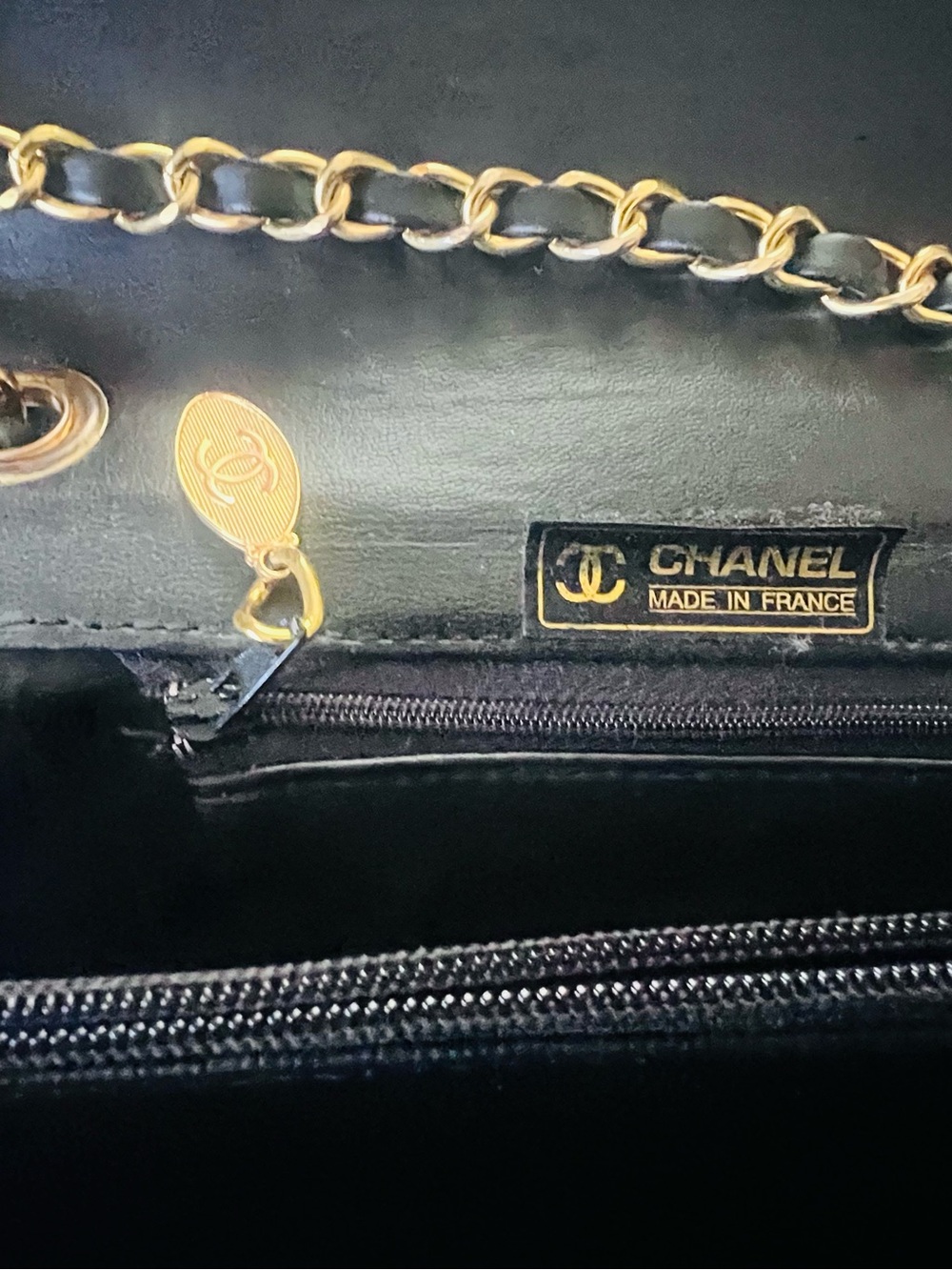 Vintage Chanel Black Chain Shoulder Bag - Picture 6 of 10